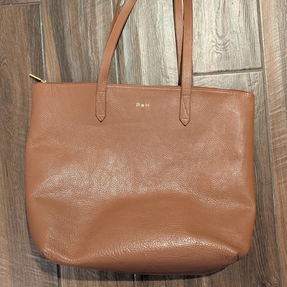 Cuyana Handbags - Cuyana Brown Leather Tote
